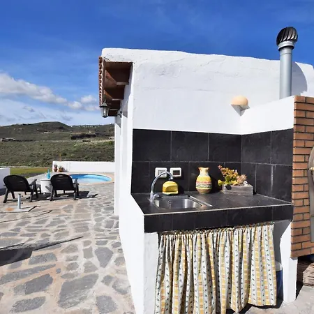Bohemian Paradise Pool & Ocean Views & Garden Feriehus