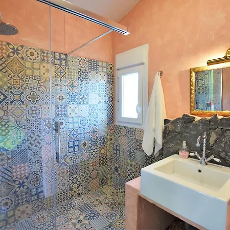 Bohemian Paradise Pool & Ocean Views & Garden Feriehus *