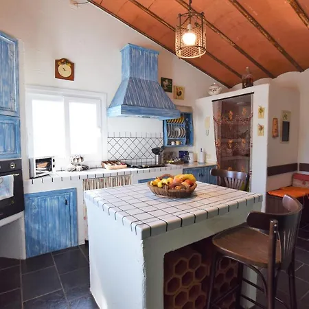 Bohemian Paradise Pool & Ocean Views & Garden *